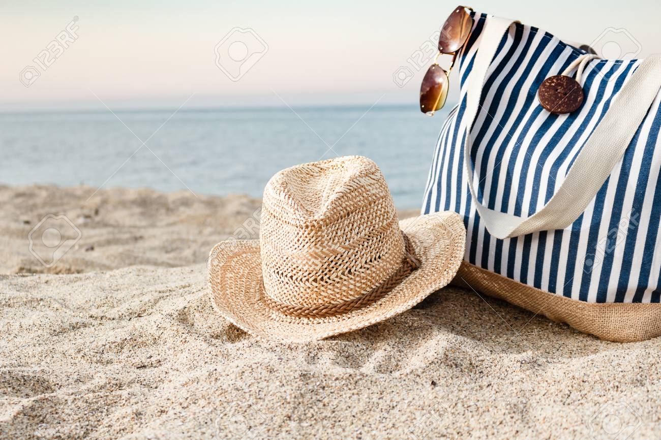 Beach hat and bag Clearance