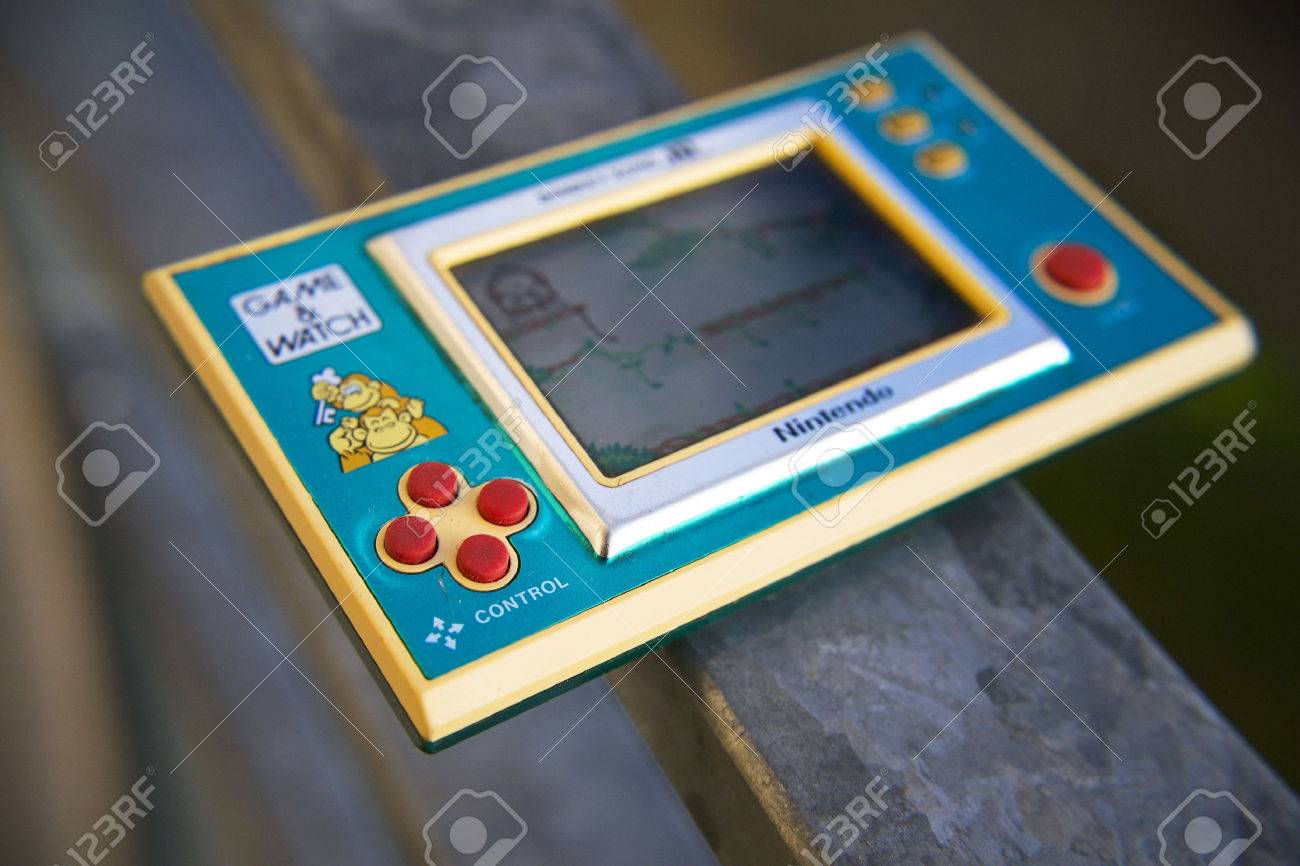 vintage handheld electronic games