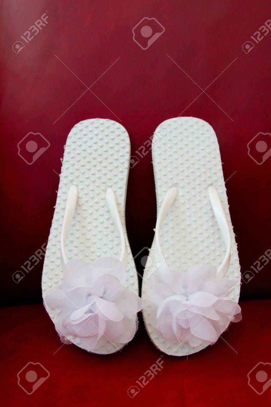 wedding day flip flops