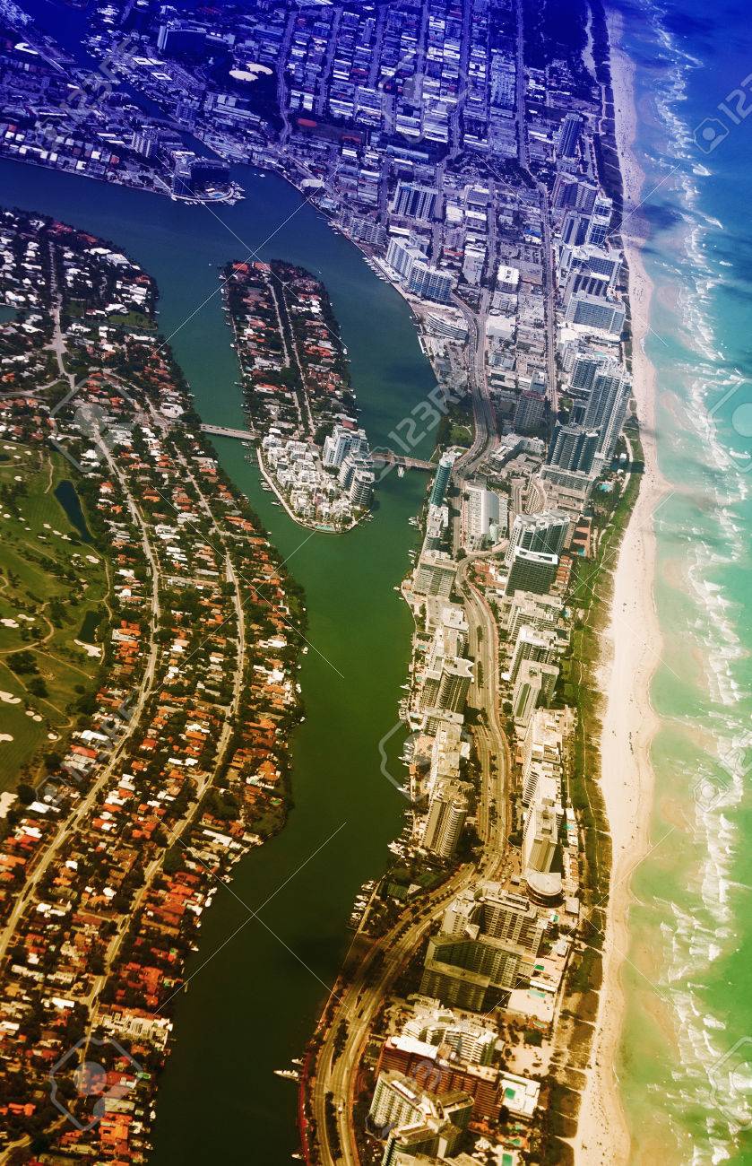 マイアミ ビーチ空撮 インディアン クリークの水路とアリソン島 の写真素材 画像素材 Image 3487