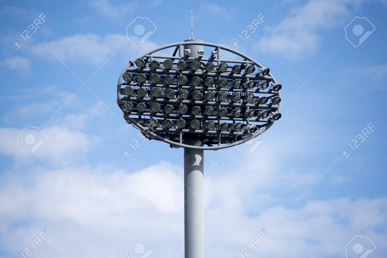 スタジアム ライト の写真素材 画像素材 Image