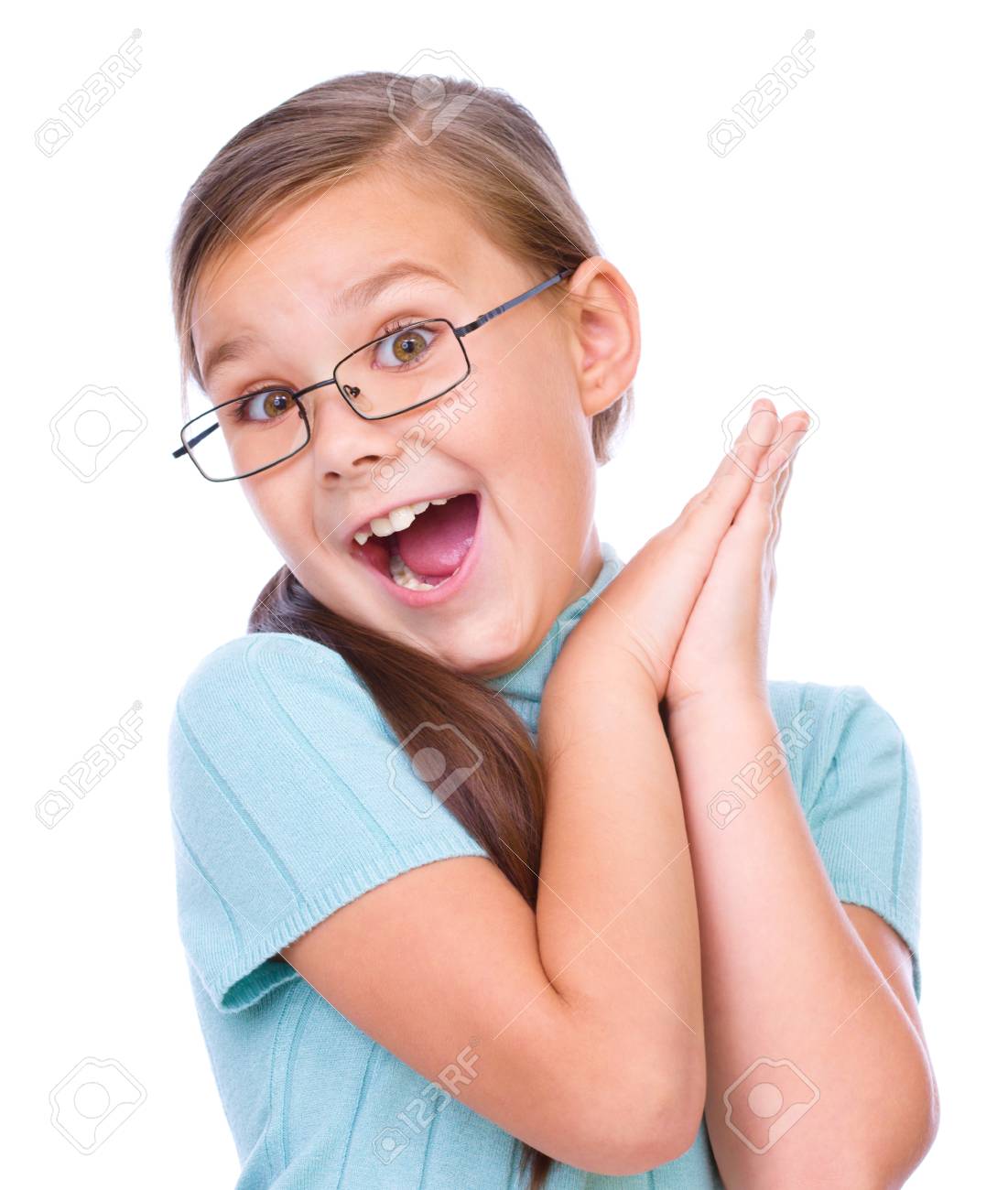 かわいい女の子は驚いて彼女の顔を保持と見上げて 白で分離 の写真素材 画像素材 Image 3268