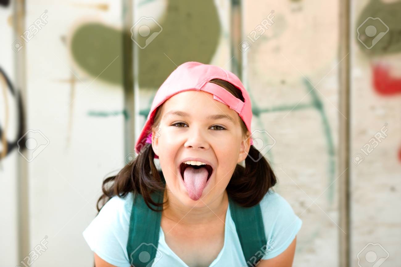 Süßes Girl Mit Überraschung Süßes Girl Mit Überraschung