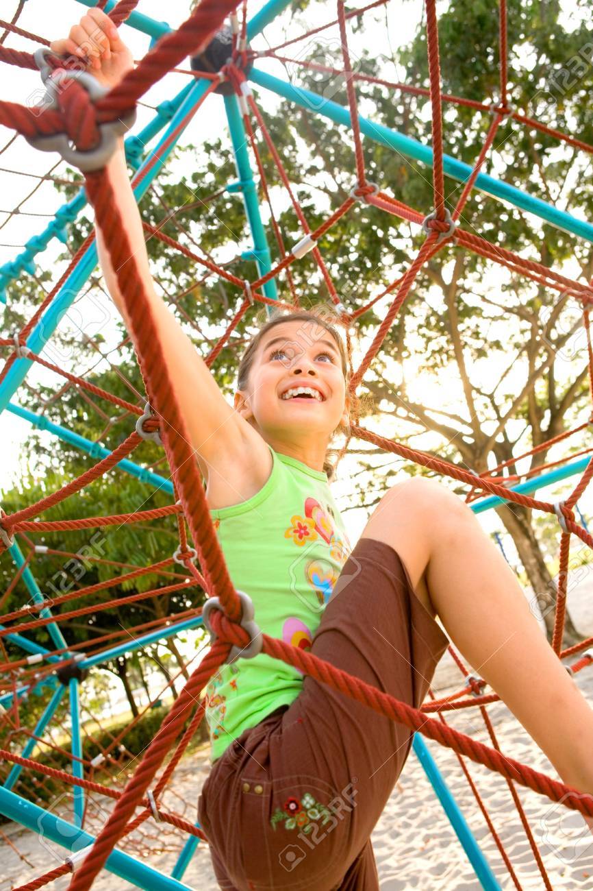 climbing spider web playground