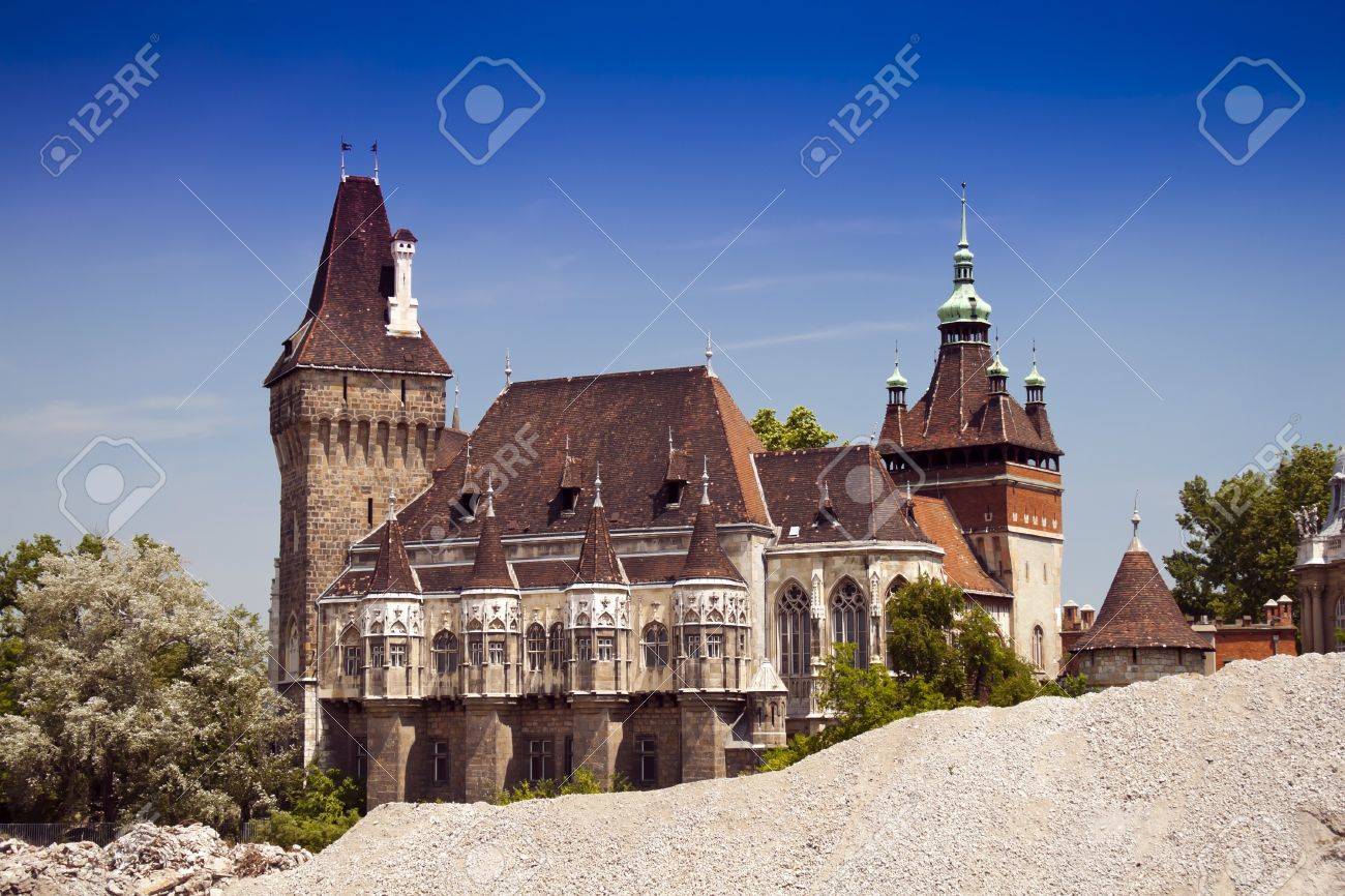 etiam-dictum-ipsum-a-felis