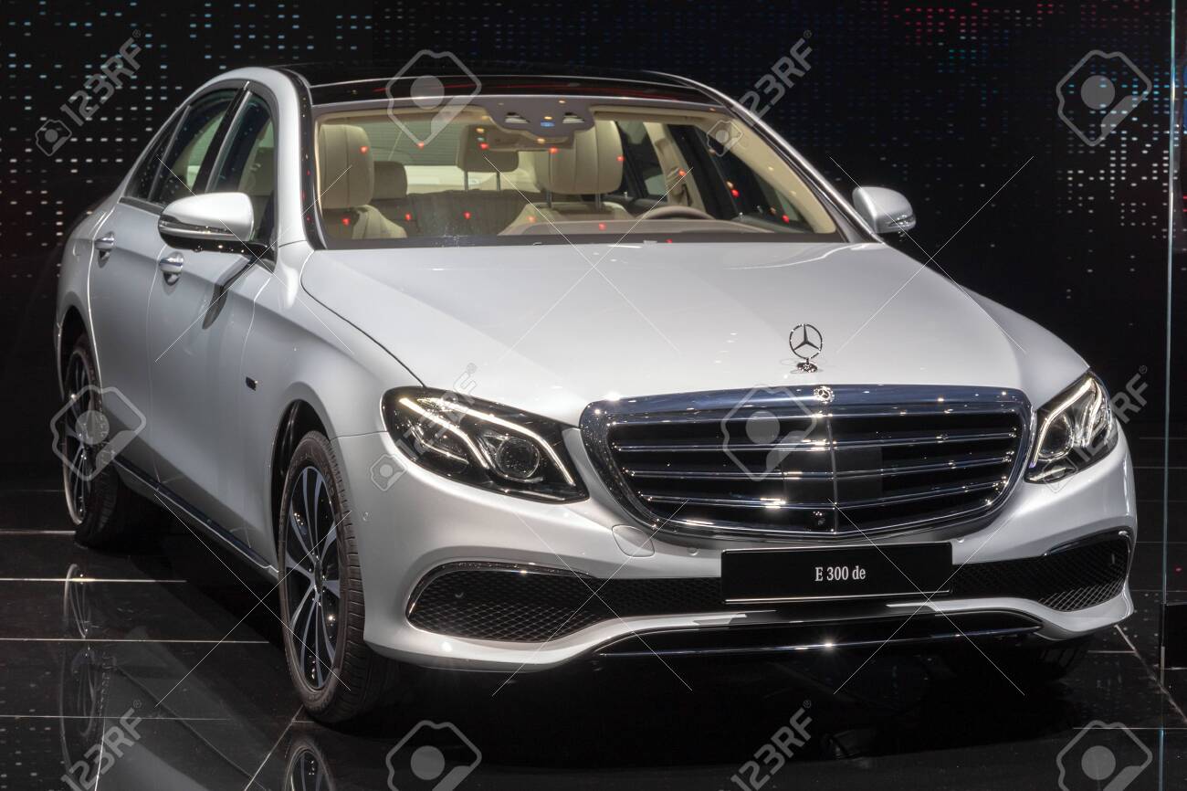 Geneva Switzerland March 6 19 Mercedes Benz 00 De Car Showcased At The th Geneva International Motor Show Stock Photo Picture And Royalty Free Image Image
