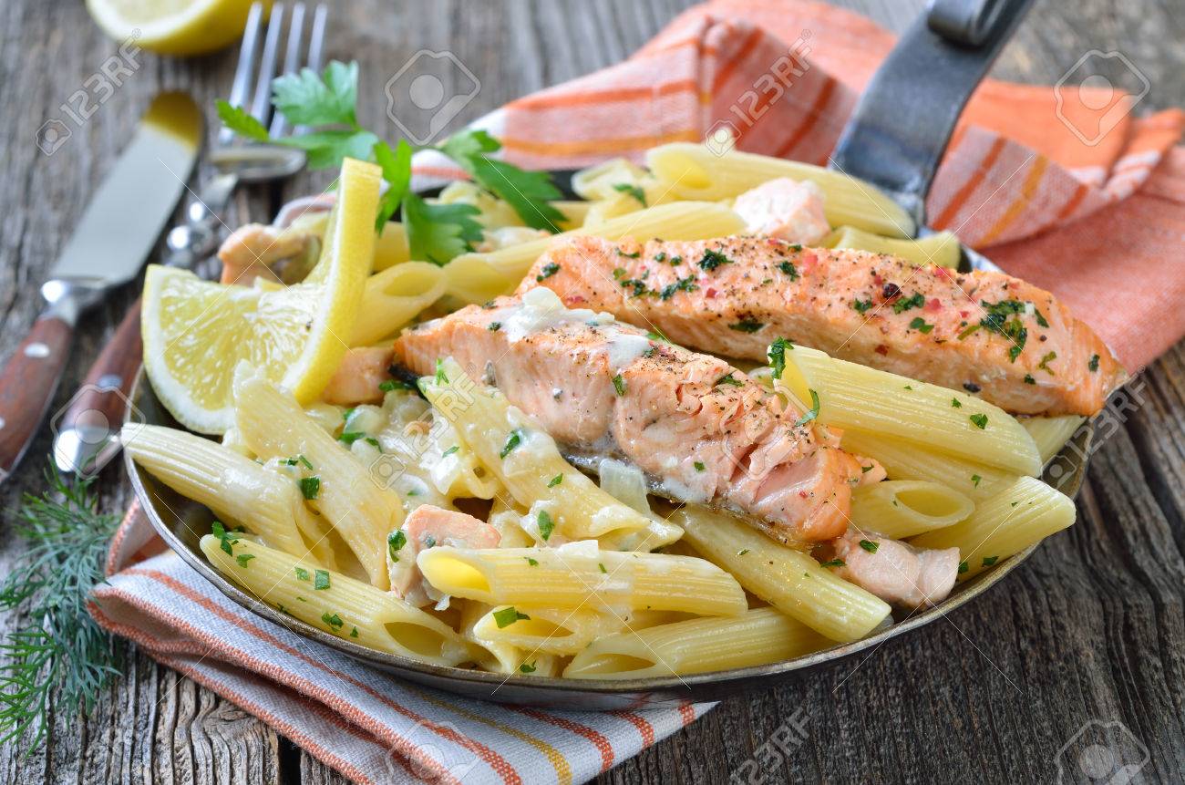 Penne Salmone – Somonlu Makarna Penne Salmone – Somonlu Makarna