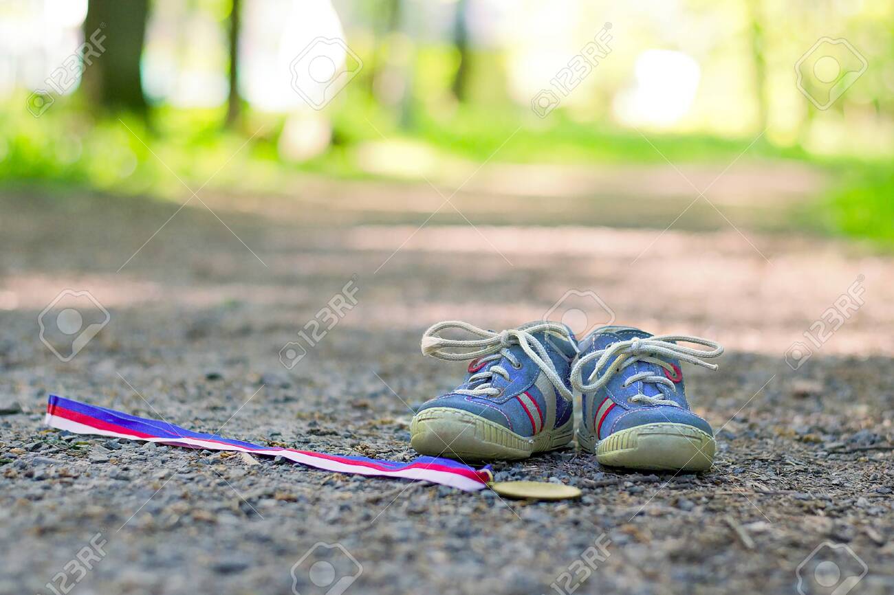 child running shoes