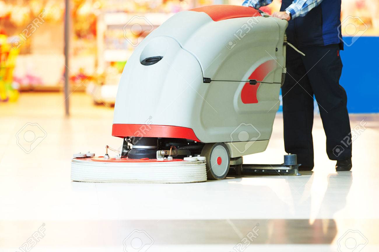 Services De Soins Et De Nettoyage Du Sol Avec Machine À Laver La Boutique  De Supermarché Magasin Banque D'Images et Photos Libres De Droits. Image  40274073