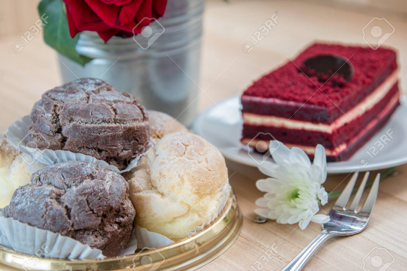 Creme Patissiere Et Chocolat Chu Et Garniture De Gateau Au Fromage