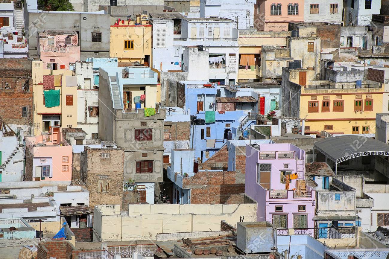 密に住まれた住宅街 スラム街のビュー の写真素材 画像素材 Image