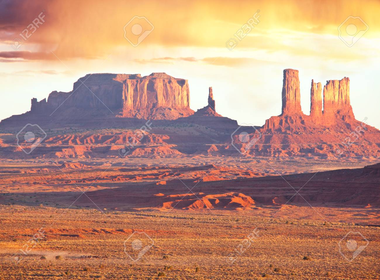 etiam-dictum-ipsum-a-felis