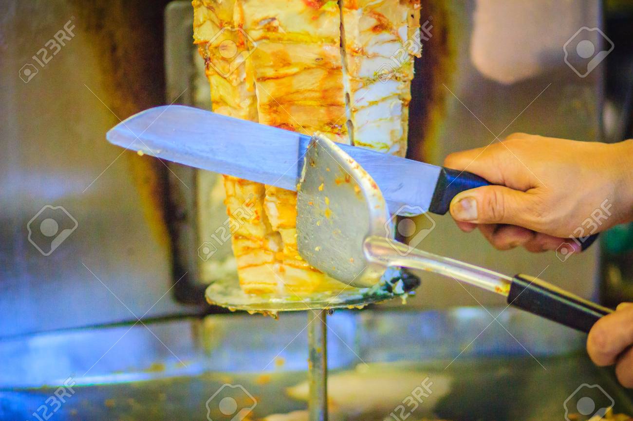 伝統的なトルコ料理ドネルケバブ レストランで ラムとチキンのドネルケバブ 仔羊のグリル串羊肉 伝統的な肉のケバブ サンドイッチ の写真素材 画像素材 Image 9592 伝統的なトルコ料理ドネルケバブ レストランで ラムとチキンのドネルケバブ 仔羊のグリル串羊肉 伝統的な肉のケバブ サンドイッチ の写真素材 画像素材 Image 9592