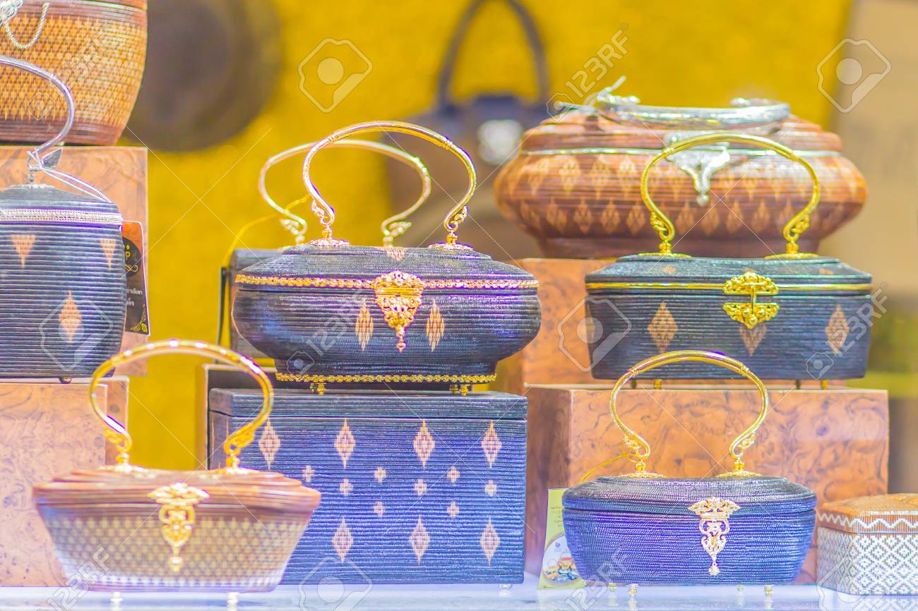 ヤンリパオ籠バッグ