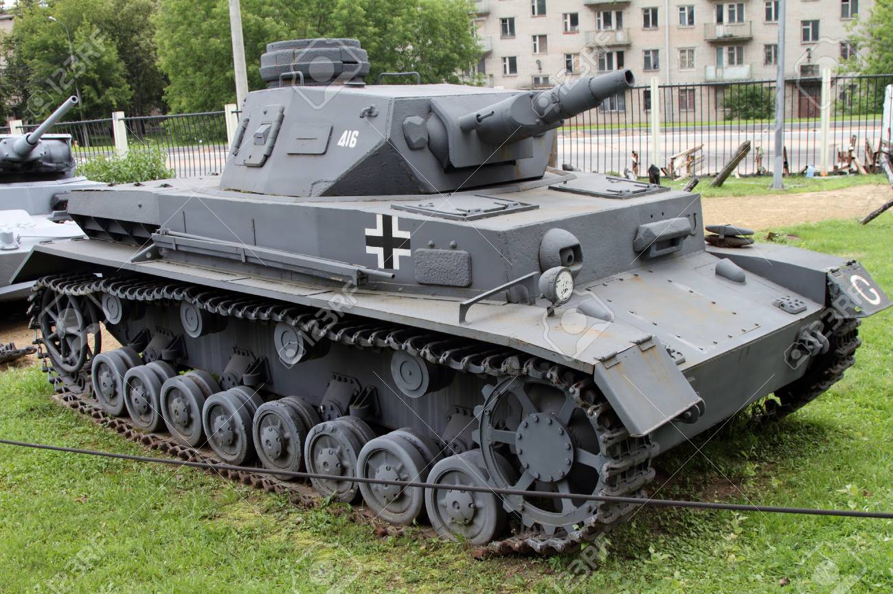 84306805-moscow-russia-july-19-2017-medium-panzer-pz-iv-%D1%82-4-germany-on-grounds-of-weaponry-exhibition-in-vict.jpg