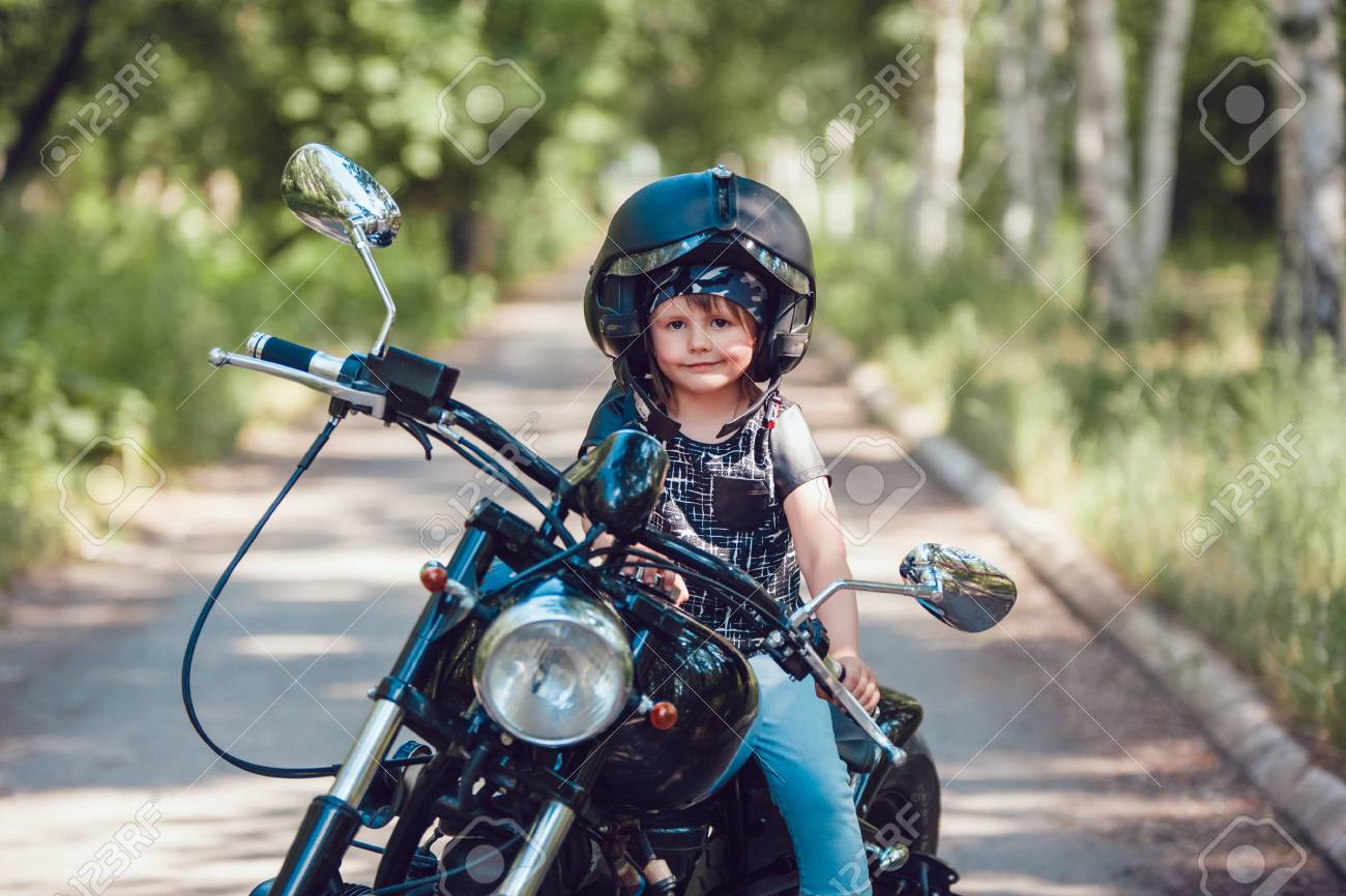 Little girl motorcycle helmets Clearance