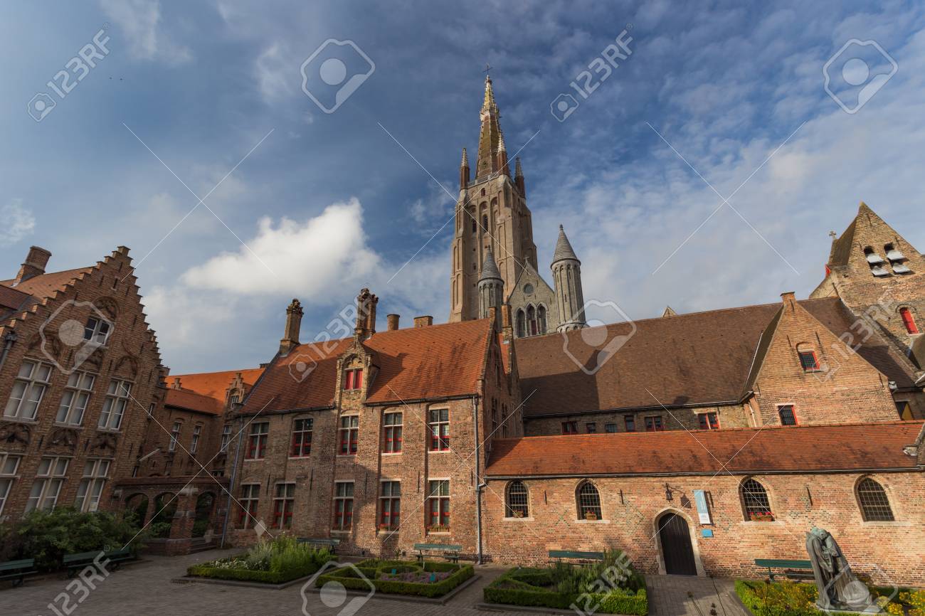 etiam-dictum-ipsum-a-felis