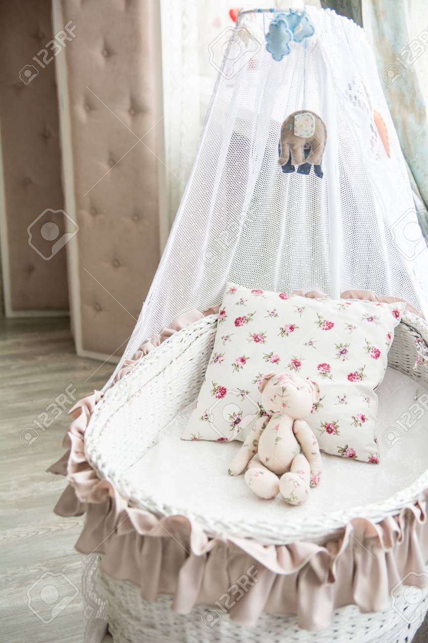 wicker crib