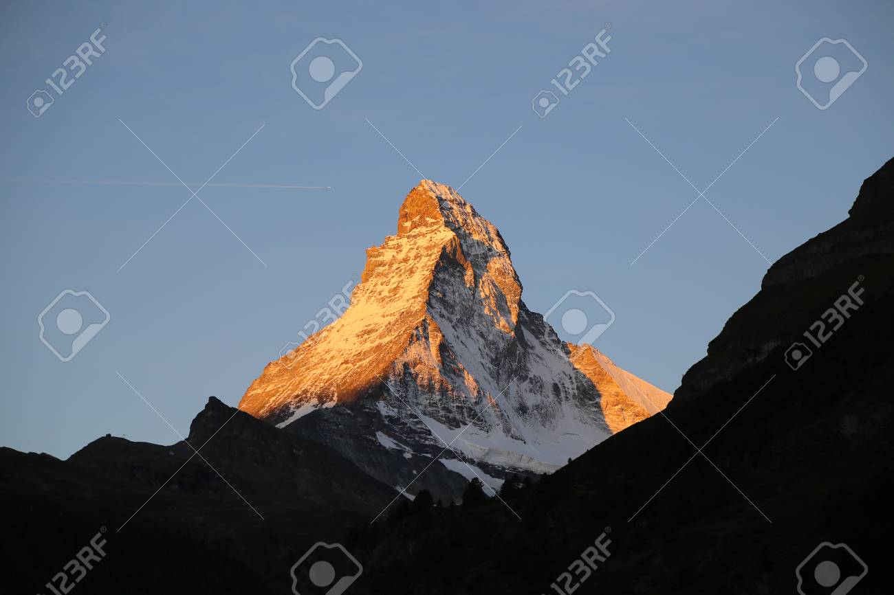 Matterhorn Zermatt Schweiz Suisse Schone Berg Sonnenaufgang Lizenzfreie Fotos Bilder Und Stock Fotografie Image 54486120