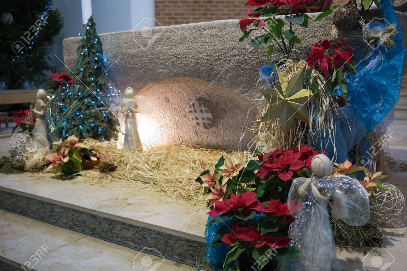 Catholic christmas altar decorations Catholic christmas altar decorations