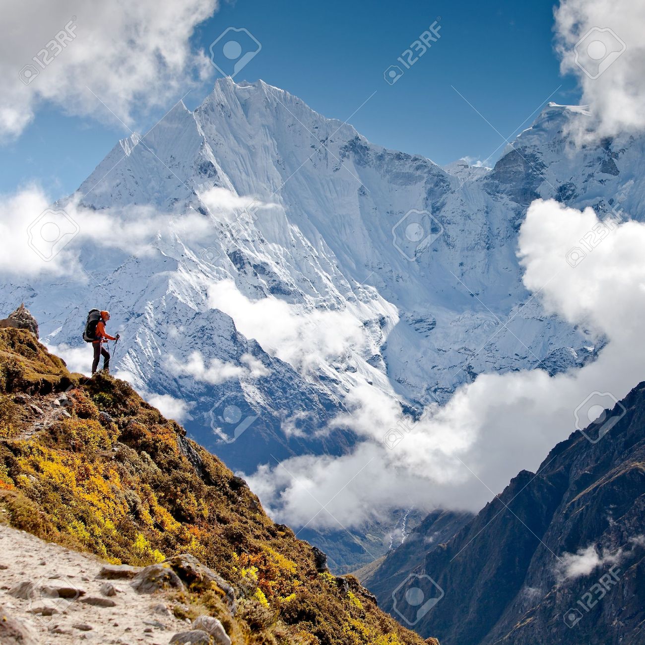 hiking himalaya