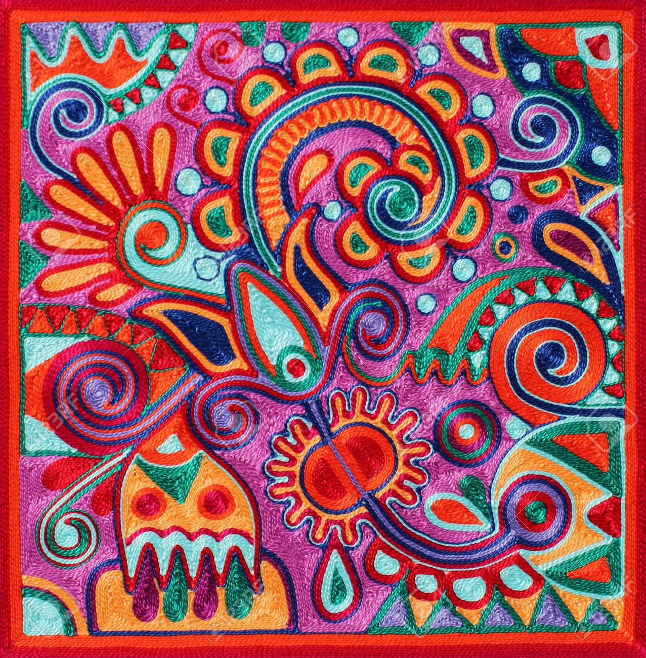 本格的なウクライナ糸絵画 アートワーク作成 フラワー デザインの歴史と伝統的なテクニック の写真素材 画像素材 Image