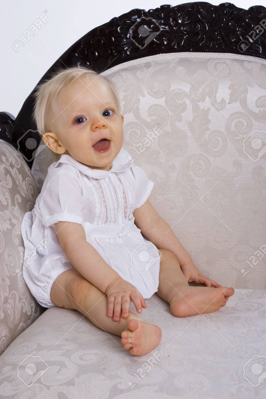 baby chaise lounge