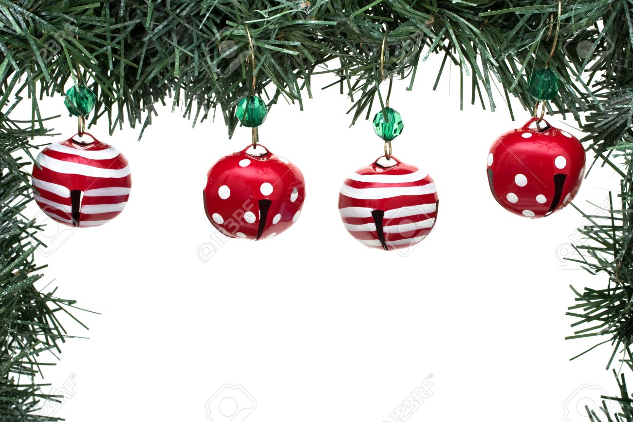 un borde verde guirnalda con campanas de navidad aislado en un fondo blanco frontera guirnalda - Guirnalda De Navidad un borde verde guirnalda con campanas de navidad aislado en un fondo blanco frontera guirnalda - Guirnalda De Navidad