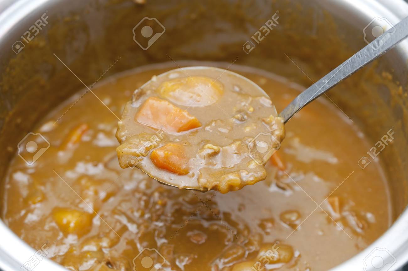 鍋のカレーのルー の写真素材 画像素材 Image