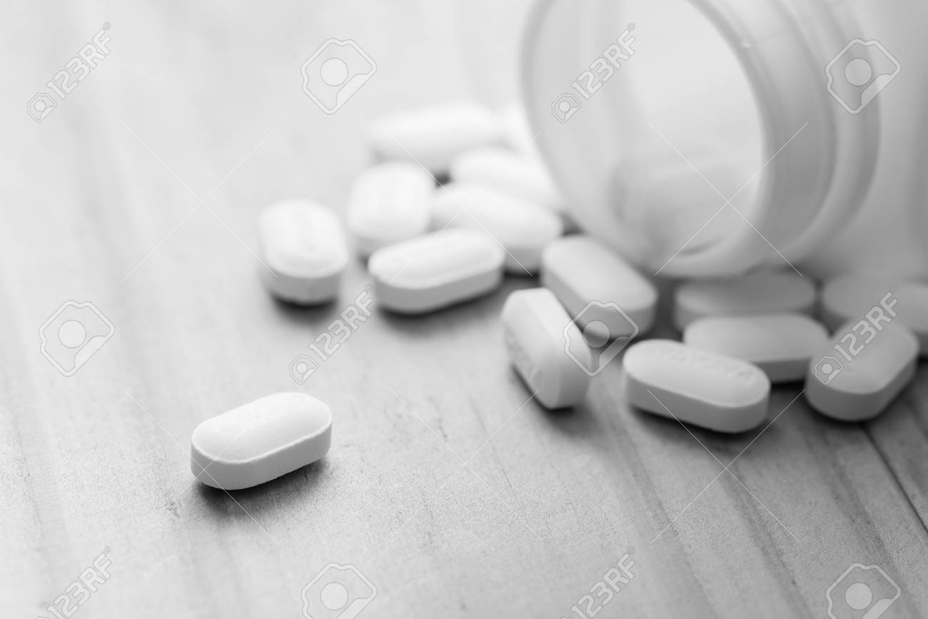 oral medicine paracetamol white