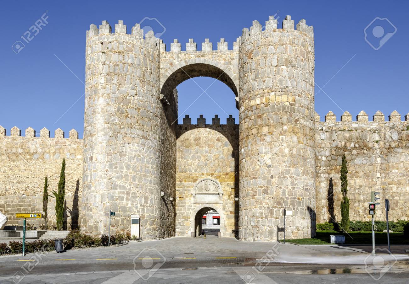 Gate Of The Alcazar, One Of The Nine Gates In The City Walls Of Avila,  Spain Stock Photo, Picture and Royalty Free Image. Image 75943641., image size:1300x905
