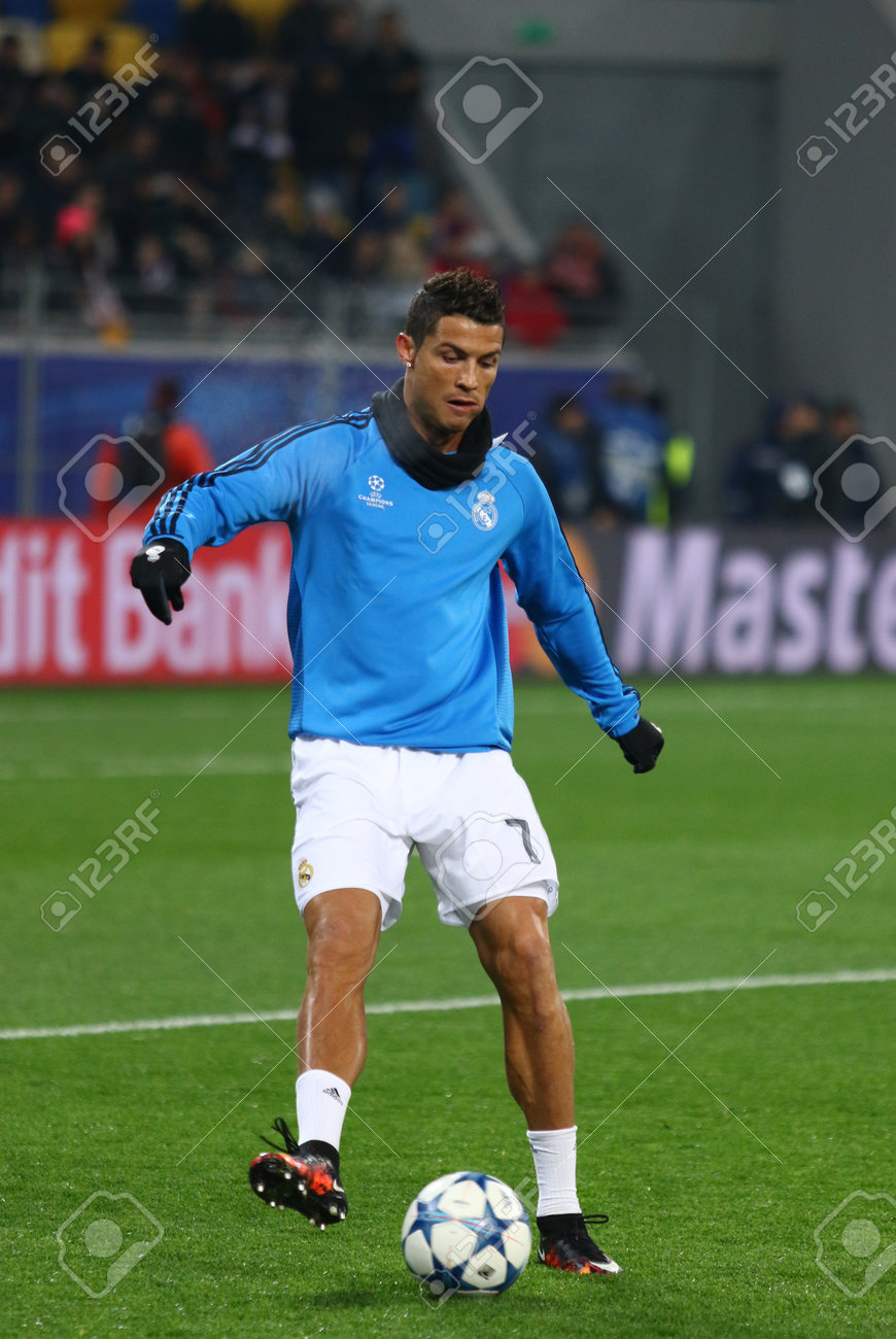 アリーナ リヴィウ スタジアムで Fc シャフタール ドネツク戦 Uefa チャンピオンズ リーグ レアル マドリード列車のリヴィウ ウクライナ 15 年 11 月 25 日 クリスティアーノ ロナウド の写真素材 画像素材 Image アリーナ リヴィウ スタジアムで Fc シャフタール ドネツク戦 Uefa チャンピオンズ リーグ レアル マドリード列車のリヴィウ ウクライナ 15 年 11 月 25 日 クリスティアーノ ロナウド の写真素材 画像素材 Image