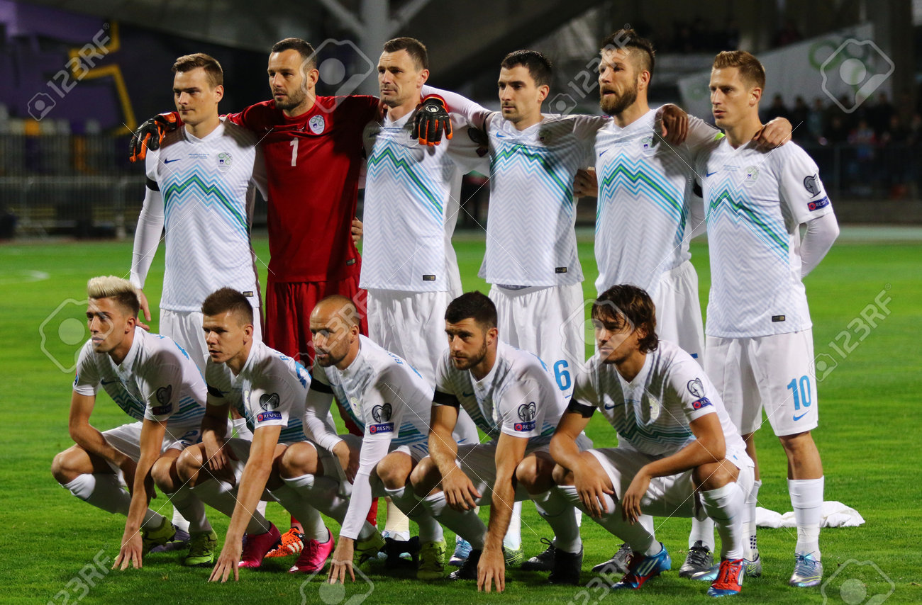ナース タイト 王族 サッカー 集合 写真 ポーズ イブ 湿原 中央値