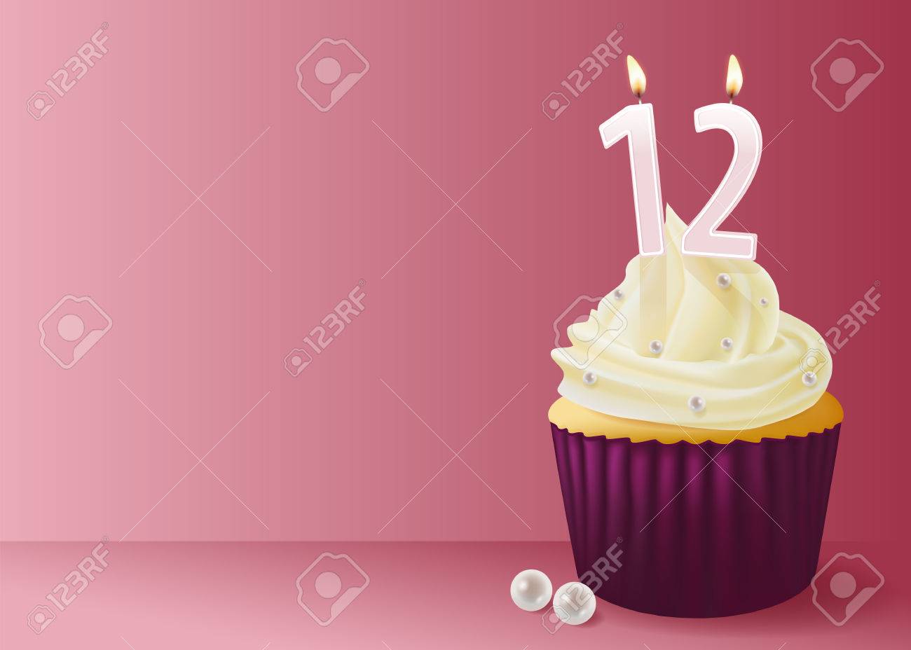 Illustration De Gateau De Tasse Avec Bougie D Anniversaire 12 Clip Art Libres De Droits Vecteurs Et Illustration Image