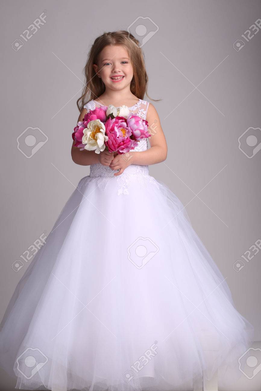 cute little girl wedding dresses