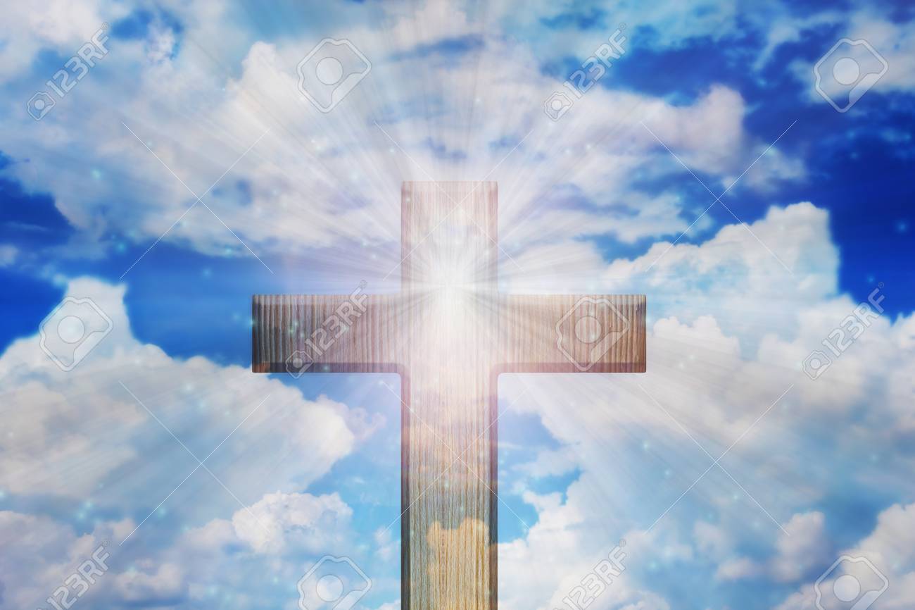 Lumiere De Dieu Lumiere Et Croix Lumiere Du Ciel Ou Du Ciel Brille Forme De Crucifix Ciel Du Ciel Banque D Images Et Photos Libres De Droits Image