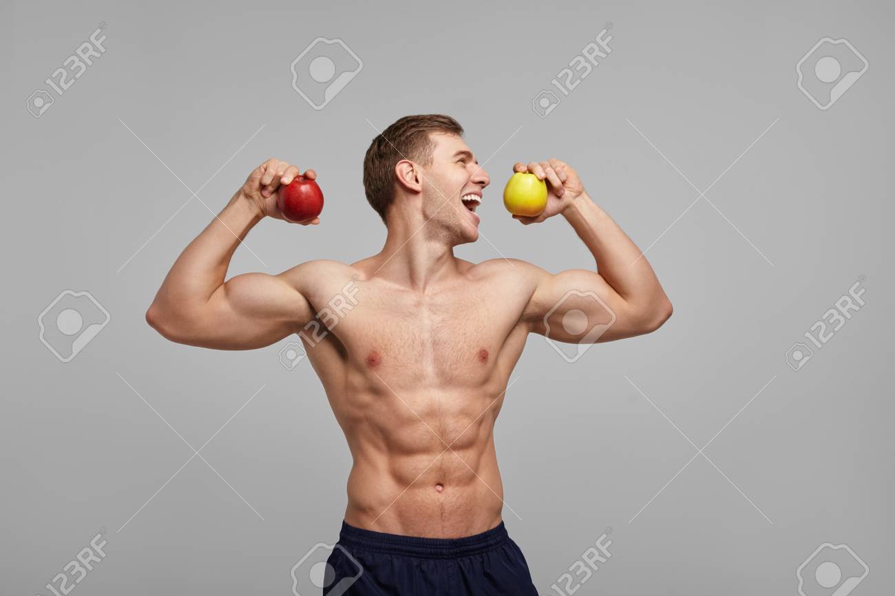 りんごと筋肉の男 の写真素材 画像素材 Image