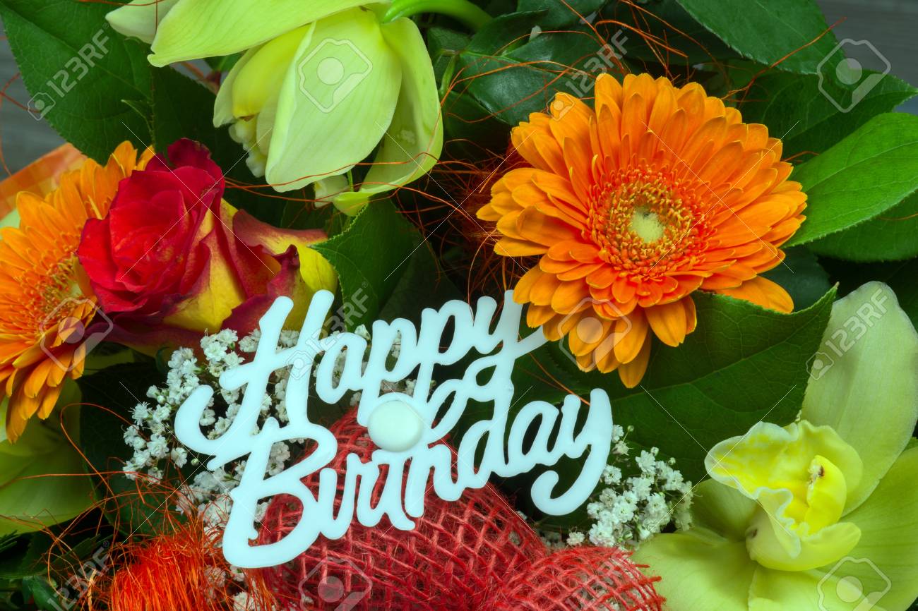 Bouquet De Fleurs Colorées Bouquet De Fleurs Avec Le Texte Joyeux Anniversaire