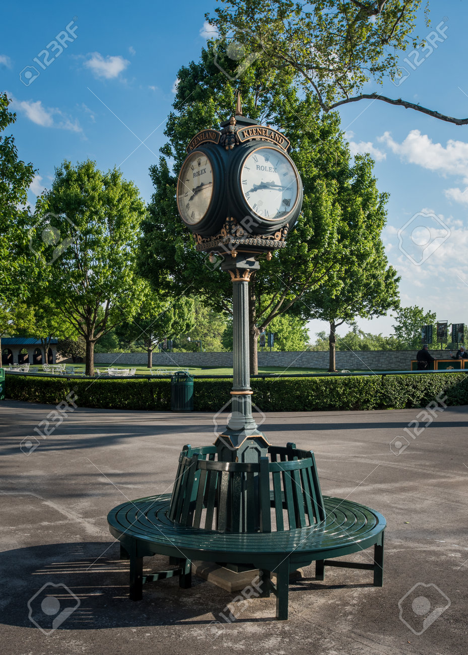 レキシントン アメリカ合衆国 16 年 5 月 6 日 キーンランド競馬場で空の朝に時計します の写真素材 画像素材 Image 5373 レキシントン アメリカ合衆国 16 年 5 月 6 日 キーンランド競馬場で空の朝に時計します の写真素材 画像素材 Image 5373