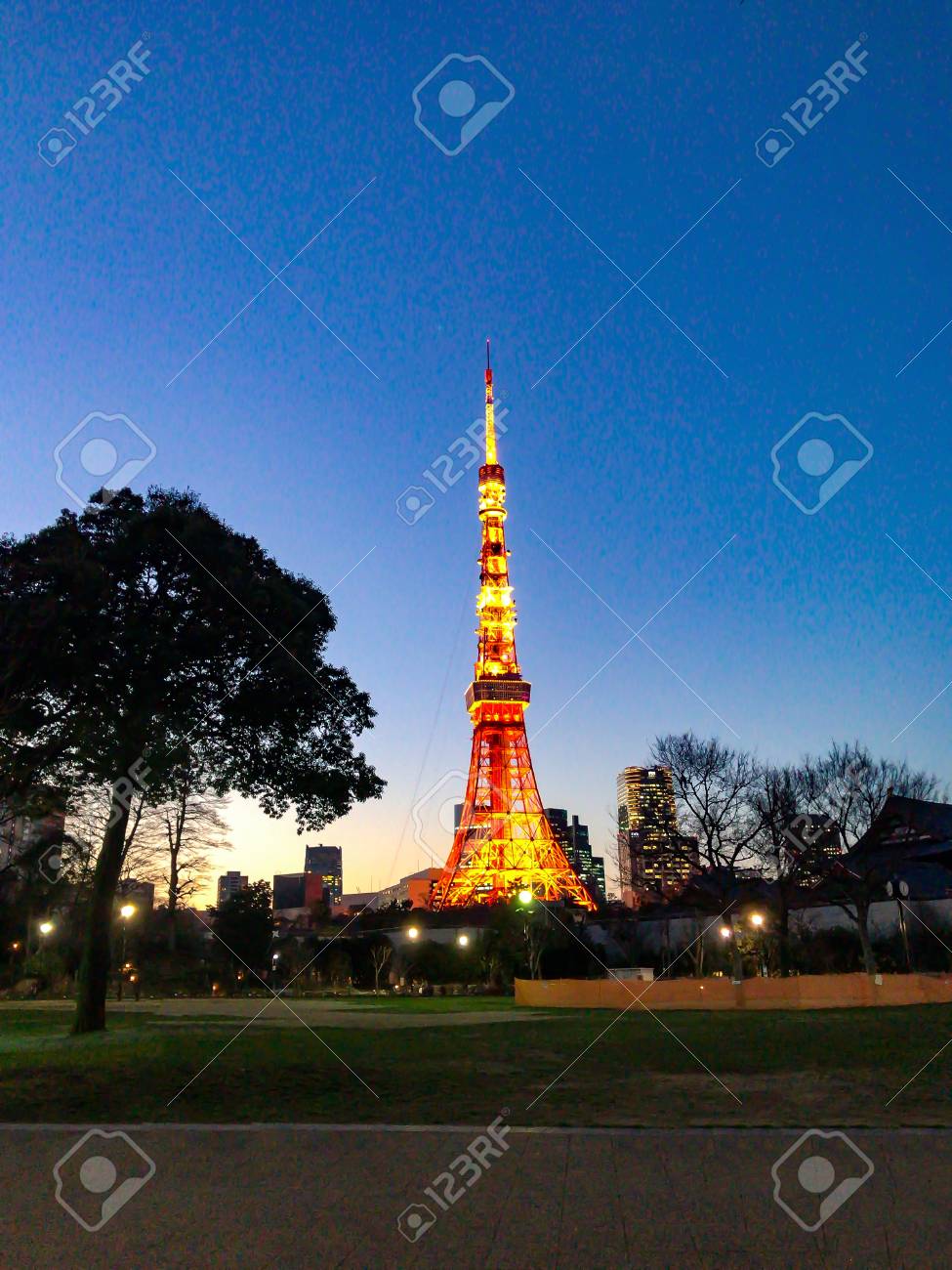 東京タワー芝公園 の写真素材 画像素材 Image