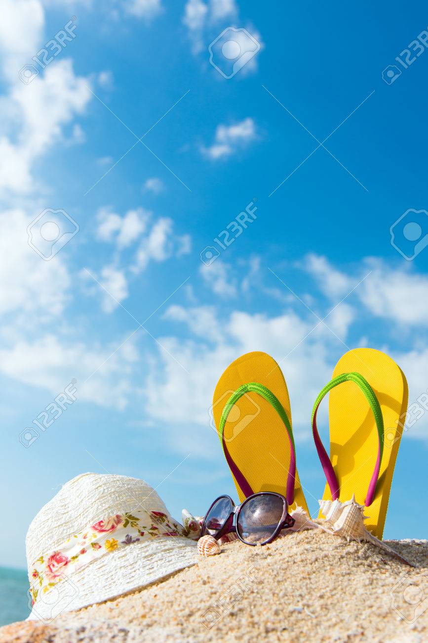 summer beach flip flops