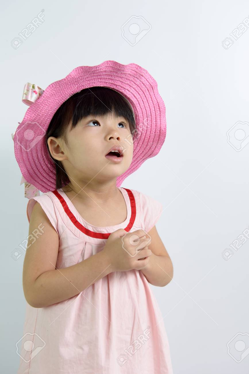 Obturateur Est Tombee Variable Chapeau Bebe Fille Ete Embarrasse Chiffre Marqueur