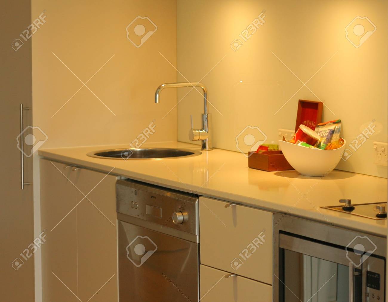 きれいなキッチン の写真素材 画像素材 Image