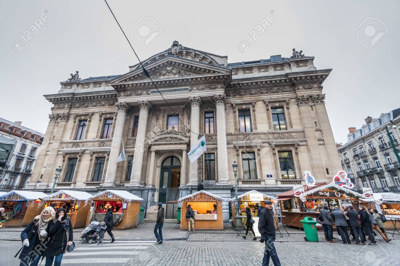 Bruselas Belgica 3 De Diciembre De 2014 Bruselas Oficialmente La Region De Bruselas Capital Es Una Region De Belgica Que Comprende 19 Municipios