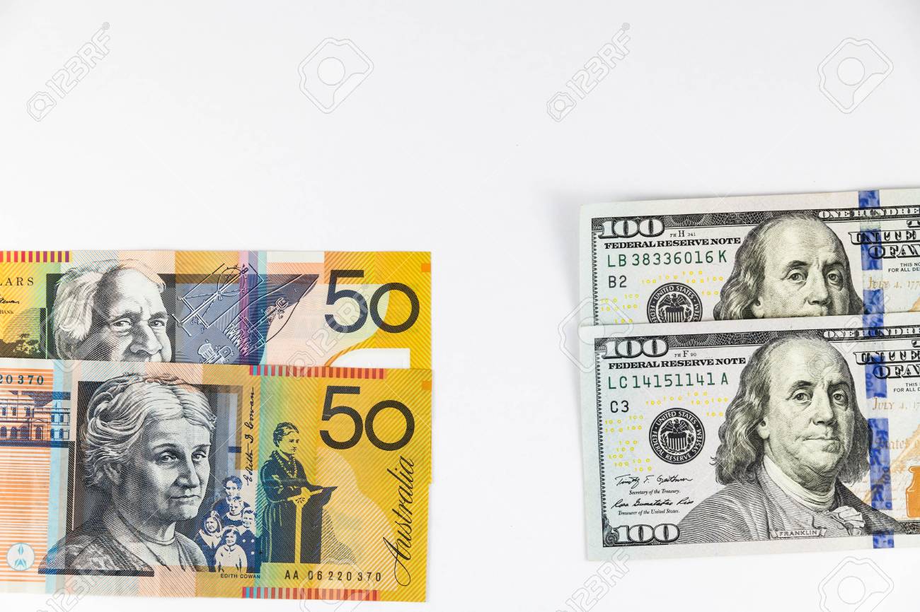 강한 통화 환율을 나타내는 호주 달러와 미국 달러의보기를 닫습니다. 로열티 무료 사진, 그림, 이미지 그리고 스톡포토그래피. Image  71225879