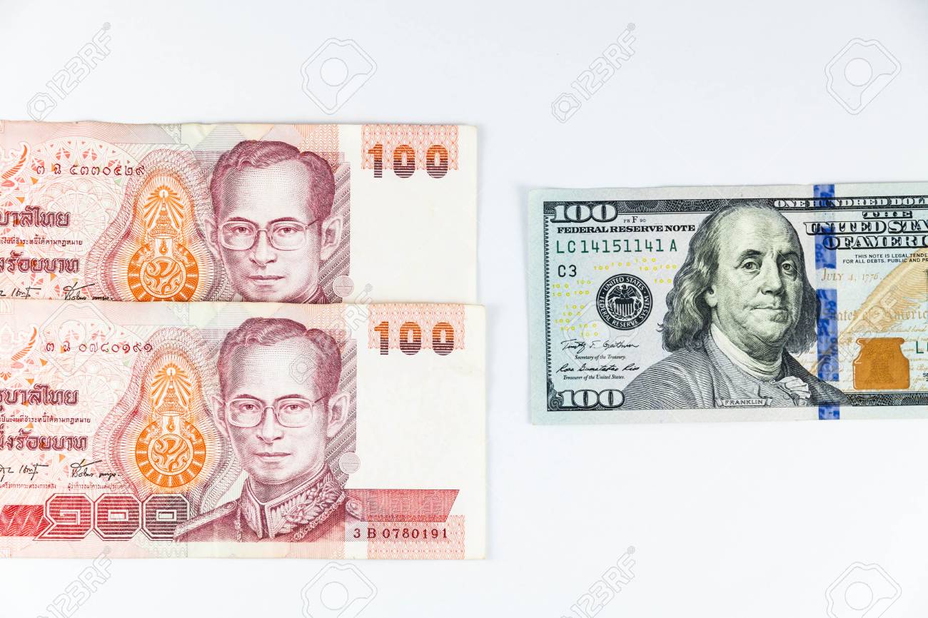 クローズ アップ米ドル、タイ ・ バーツを示す強い通貨の為替レートの表示の写真素材・画像素材 Image 71127283