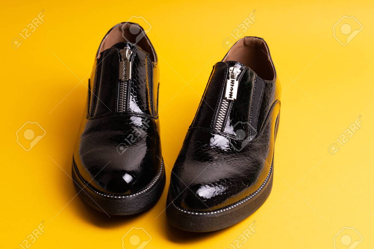 womens low heeled dress shoes