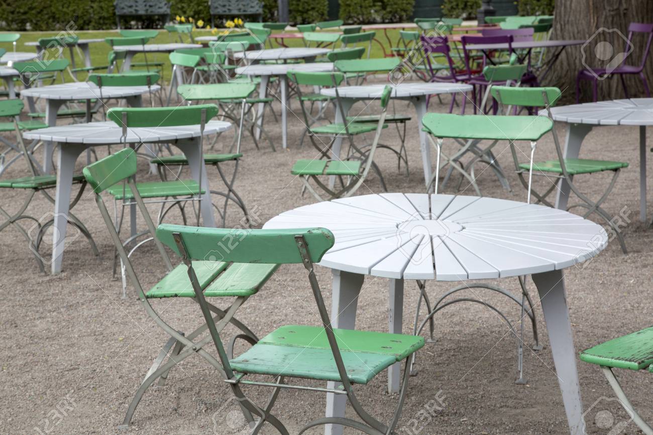 Cafe Tische Und Stühle; König S, Garten Kungstradgarden Café Tisch Und Stühle, Garten Königs, Stockholm, Schweden