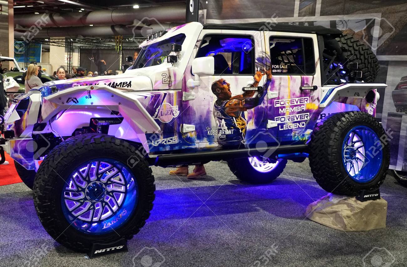 all white jeep wrangler