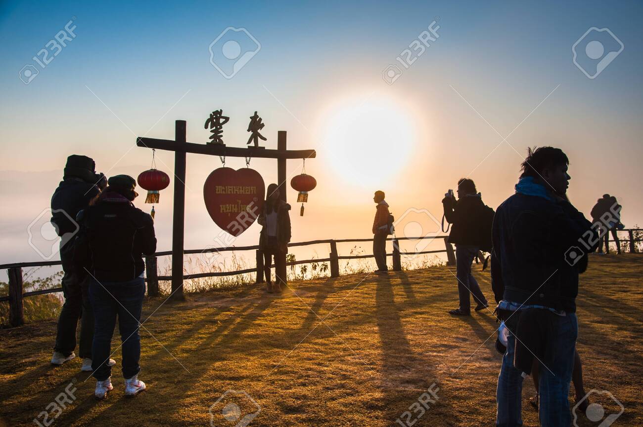 Mae Hong Son, Thailand - December 21, 2013: Tourists taking a photo and enjoying on Yun-lai viewpoint of Pai district, Mae Hong Son, Thailand - 138744714 Mae Hong Son, Thailand - December 21, 2013: Tourists taking a photo and enjoying on Yun-lai viewpoint of Pai district, Mae Hong Son, Thailand - 138744714